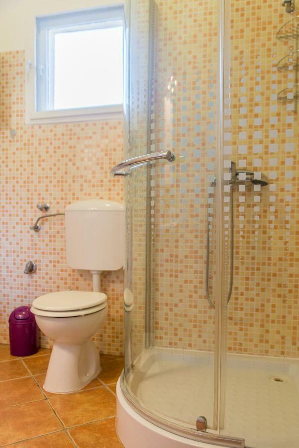 Apartment Tri Mudraca Karanac Экстерьер фото